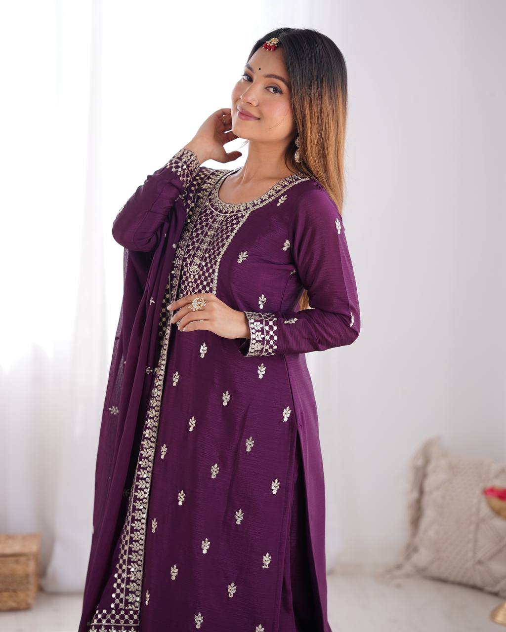 Himanshi Beautiful Pure Chinon Silk Fabric Kurta Set