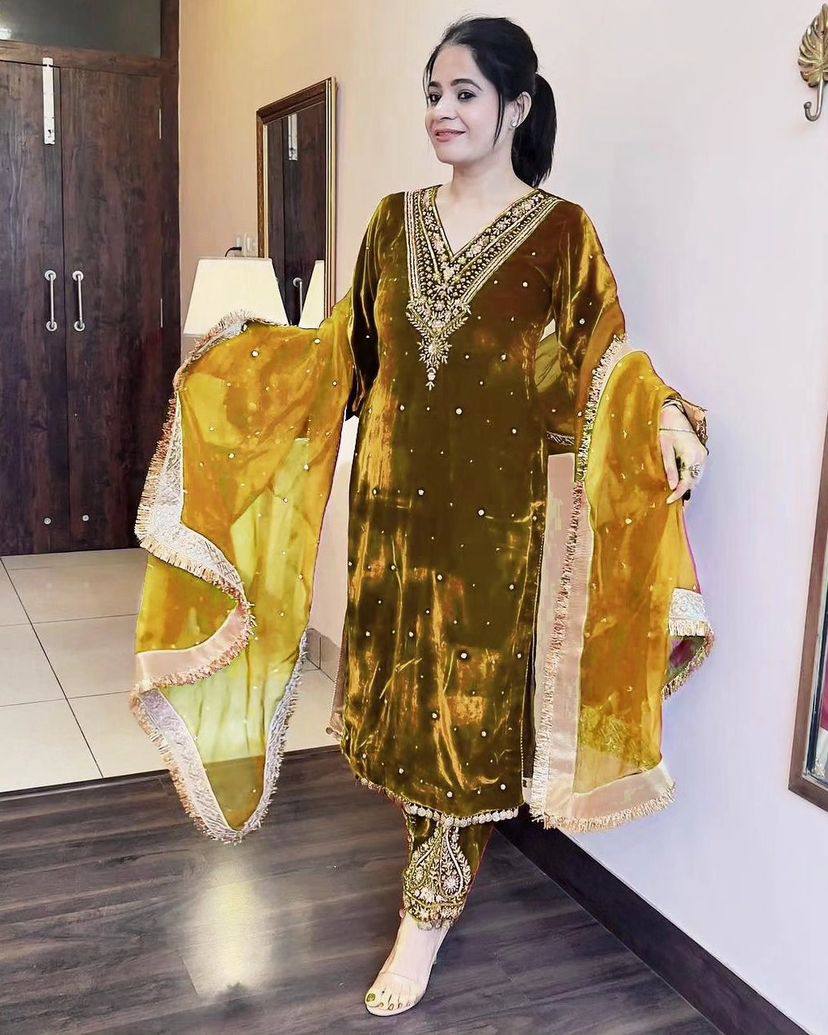 Crown of Velvet Elegance Suit Set