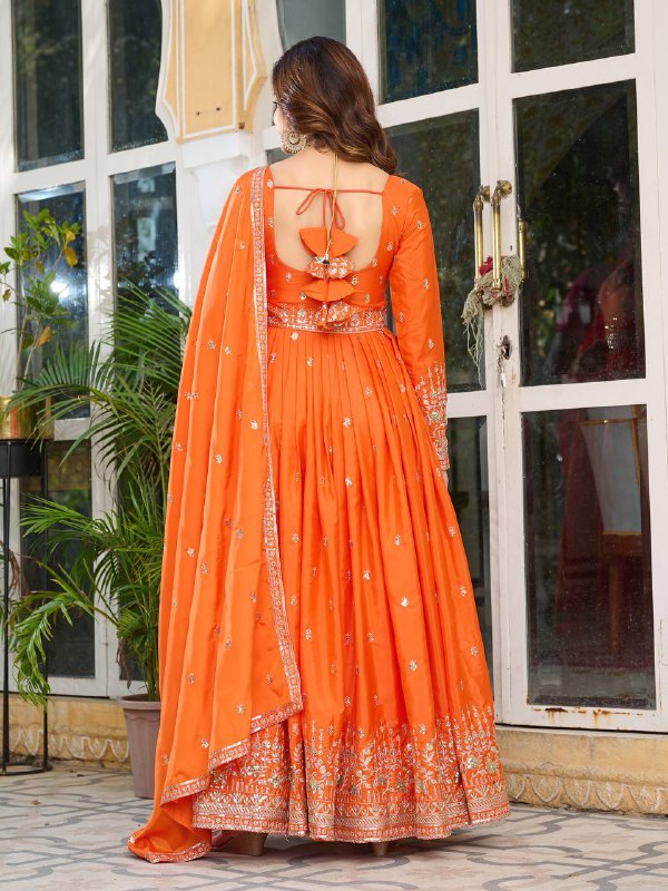 RangRaagini The Symphony of Shades American Silk Gown