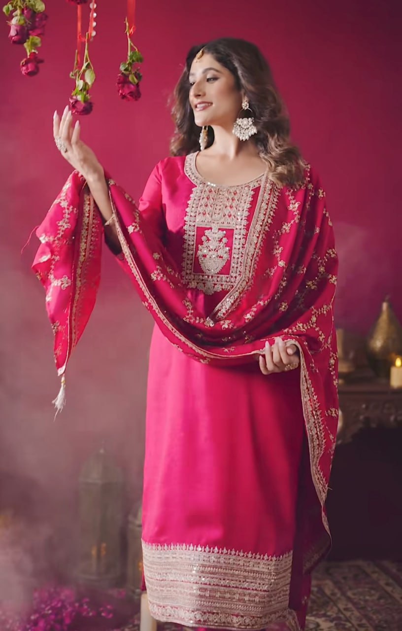 Nayra Royal Threads New Festival kurti pair