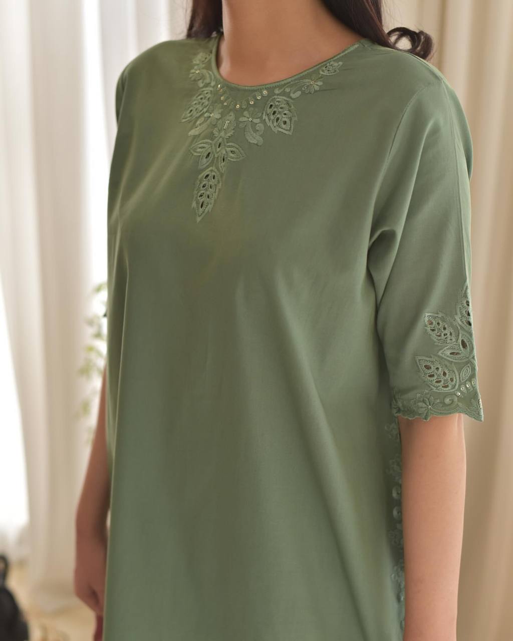 Aaira Olive Green Franch Crep Fancy Top And Salvar