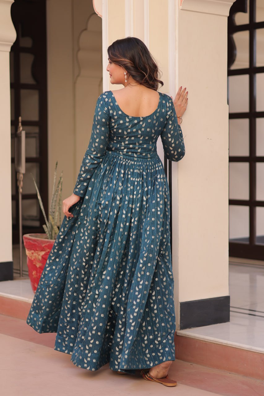 Avni Designer Partyware Staple Jequard Weaving work Gown