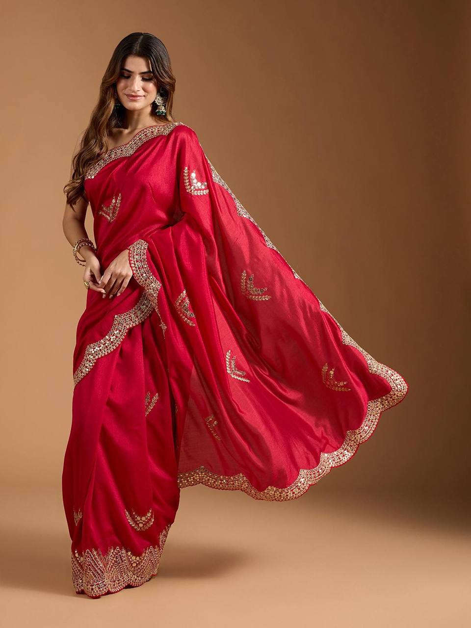 Kiara Regal Charm Traditional Weave Classic Saree