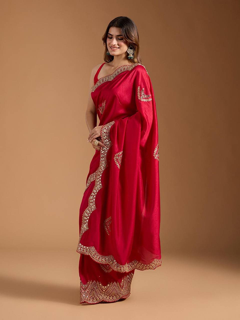 Kiara Regal Charm Traditional Weave Classic Saree