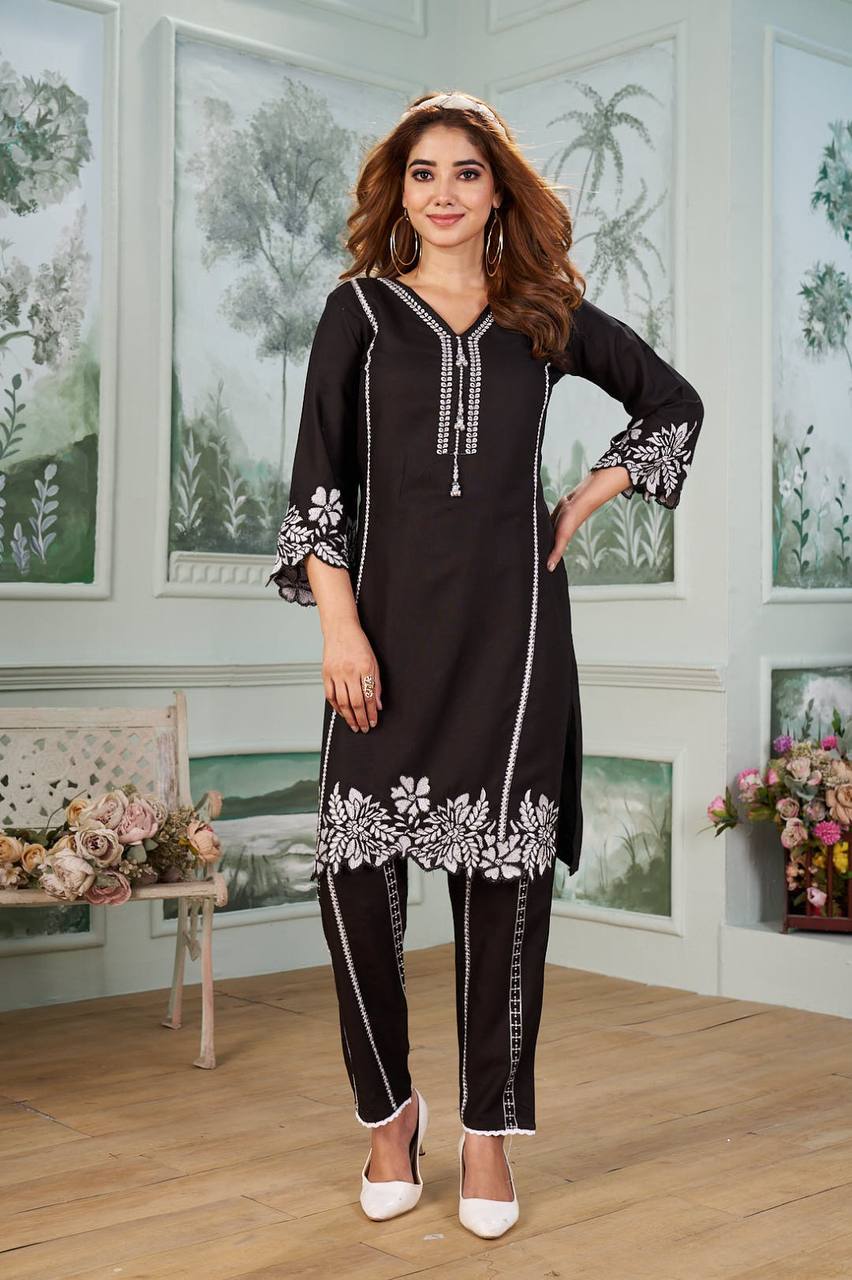Trending Running Wear Black Beautiful Co-ord Set