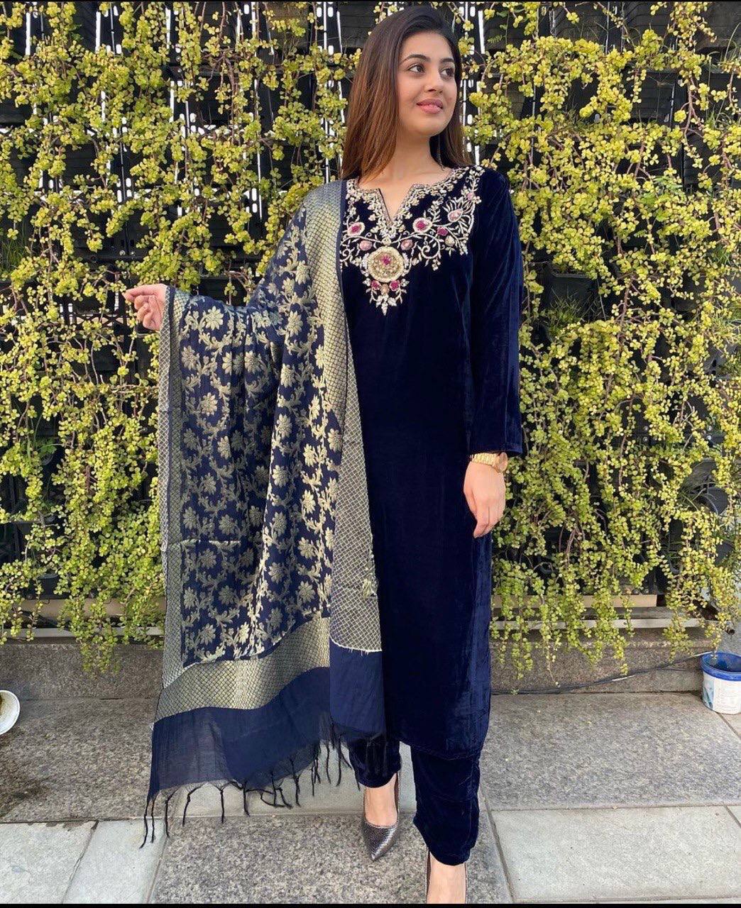 Stylish Winter Vibes Top-Pant With Dupatta Set