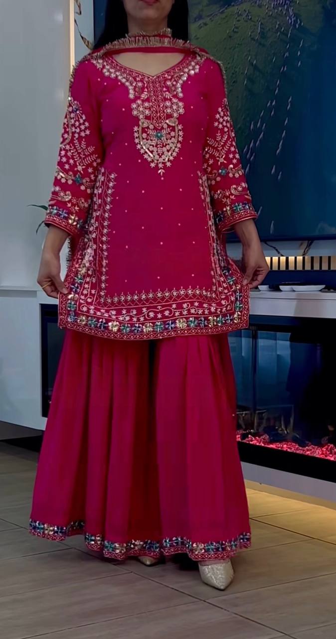 Gulabi Noor Blooming Beauty Mirror Embroidered Sharara Set