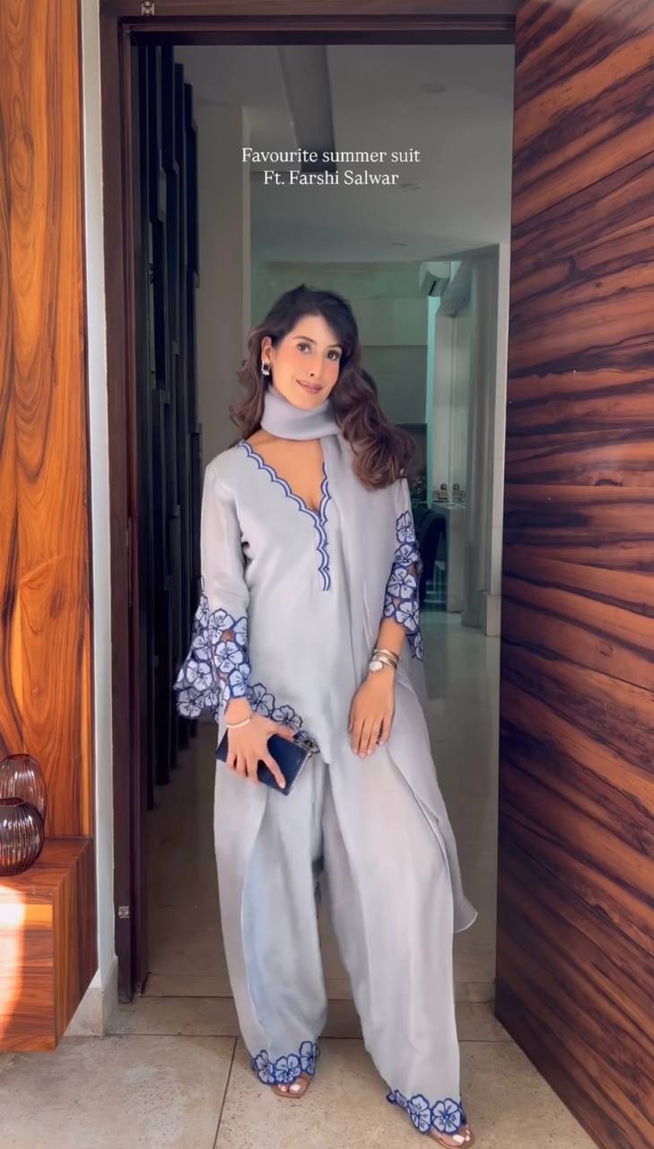 Blue Bloom Farshi Elegance Soft Summer Set