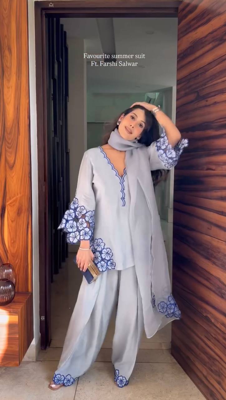 Blue Bloom Farshi Elegance Soft Summer Set