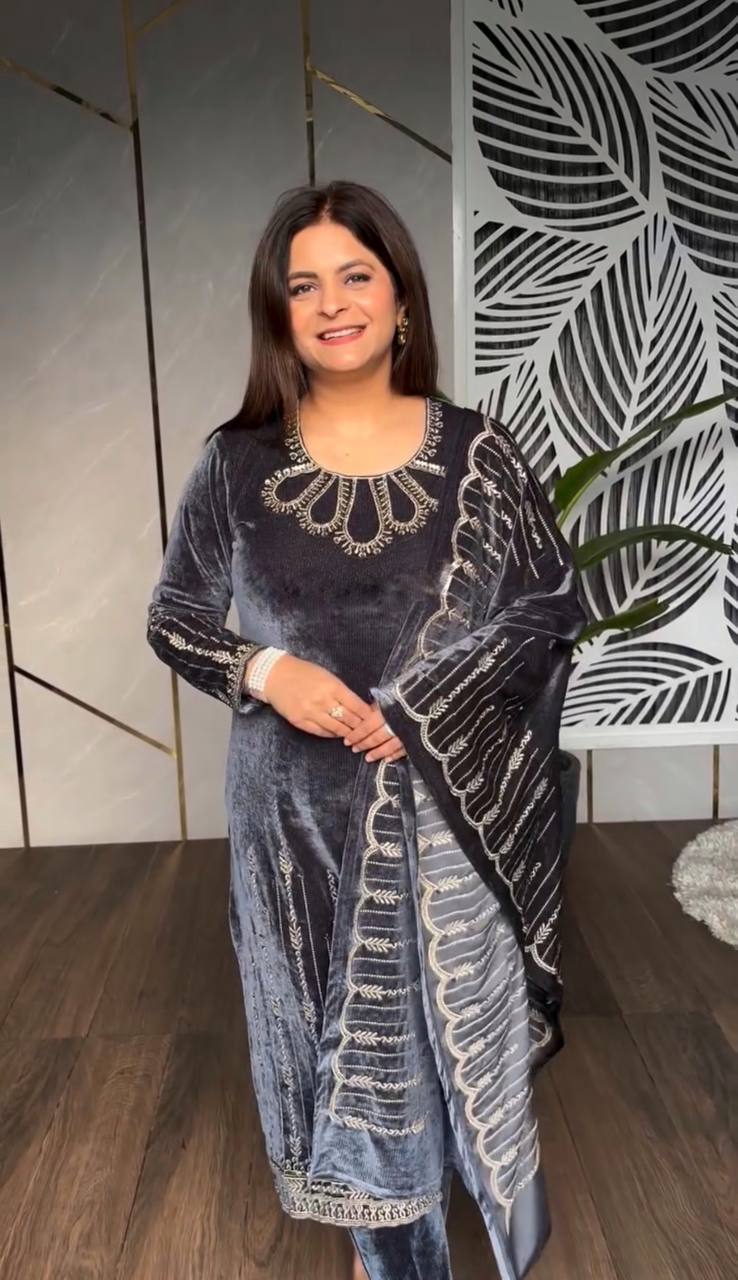 Velvet Elegance: Embroidered Suit Set with Dupatta