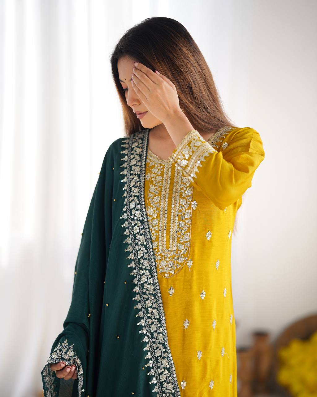 Sofia Outfits Fusion & Beautiful Tradition Suit Set