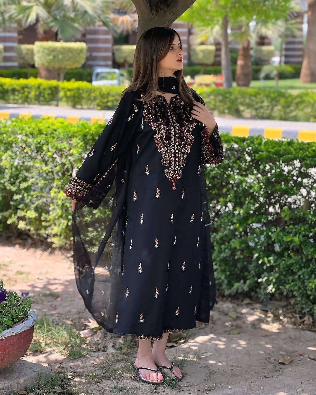 Kalamkari Flowing Black Long Kurti Pant Set