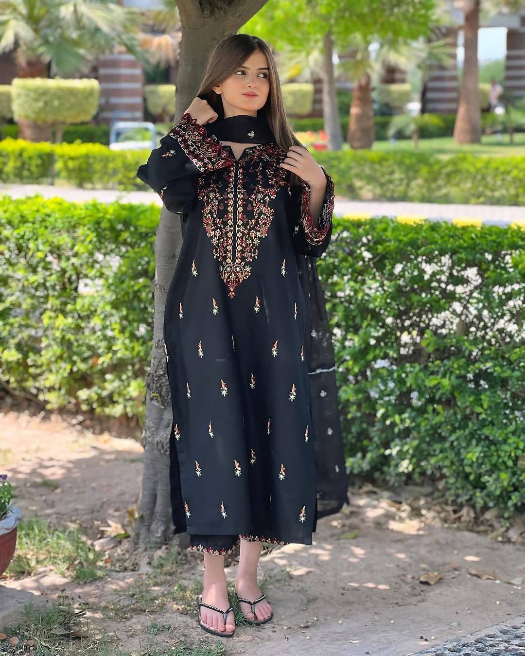 Kalamkari Flowing Black Long Kurti Pant Set