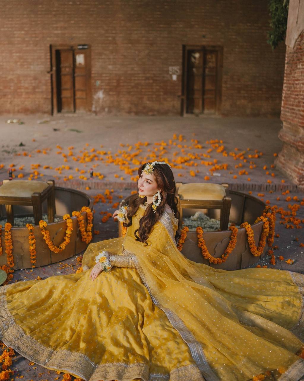 Mehr-e-Gul Sunshine Yellow Ethnic Gown