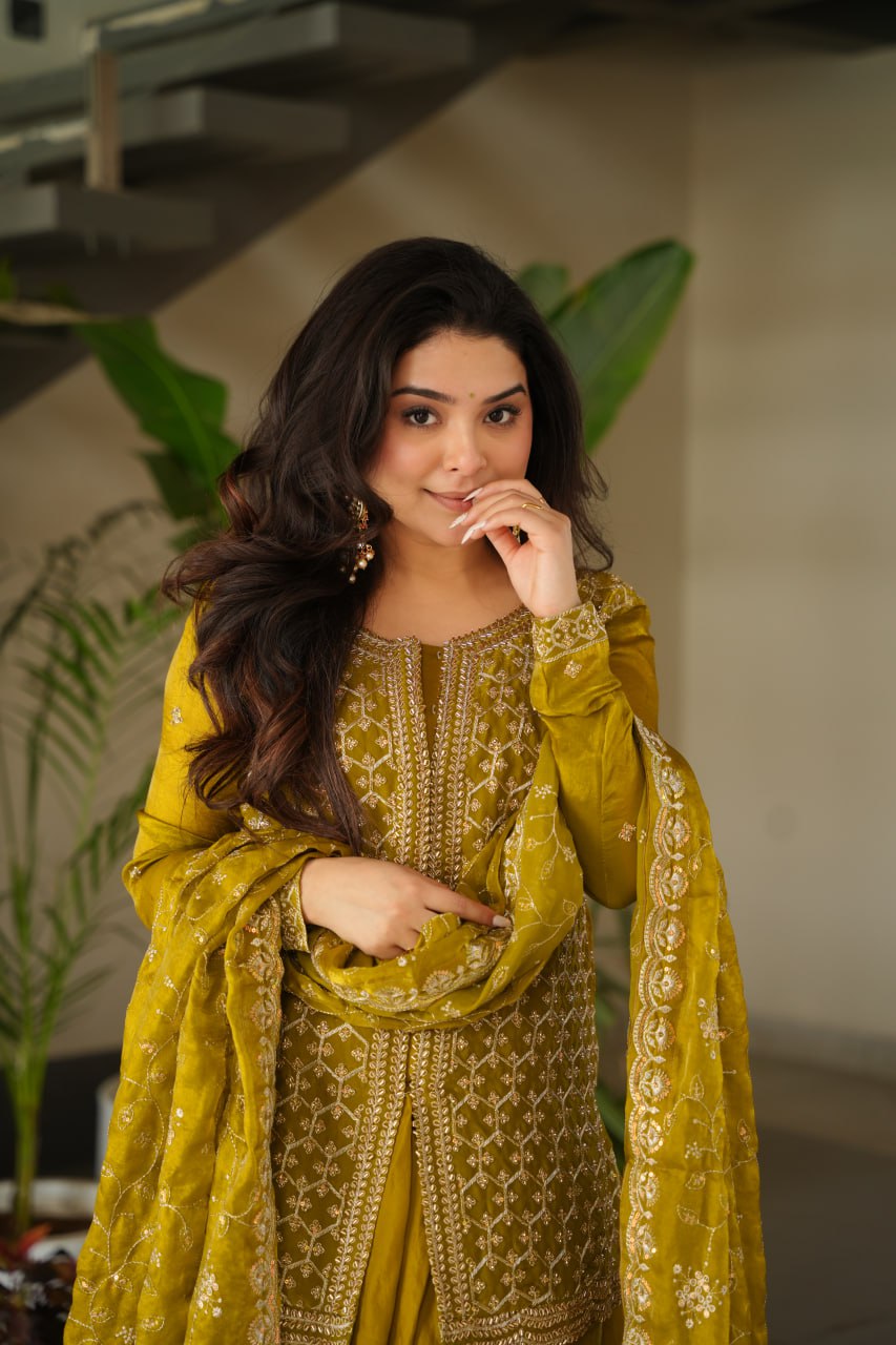 Amaira Rich Beads Embroidered Jacket Style Palazzo Suit