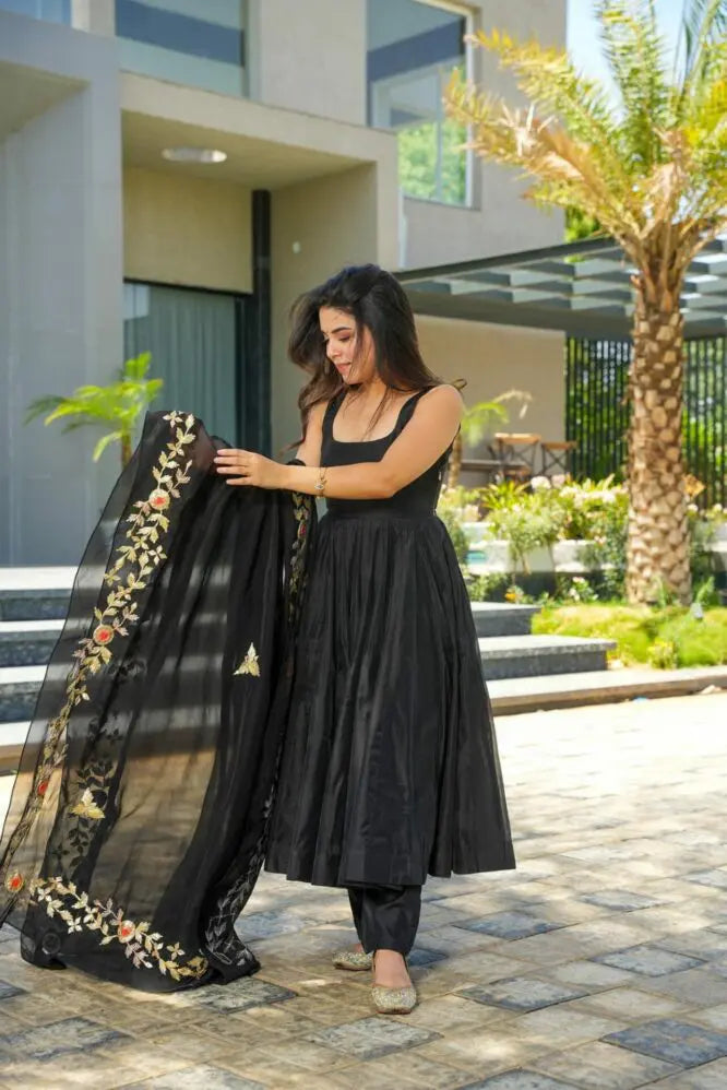 DIXIE PREMIUM BLACK COLOR CHANDERI SUIT SET