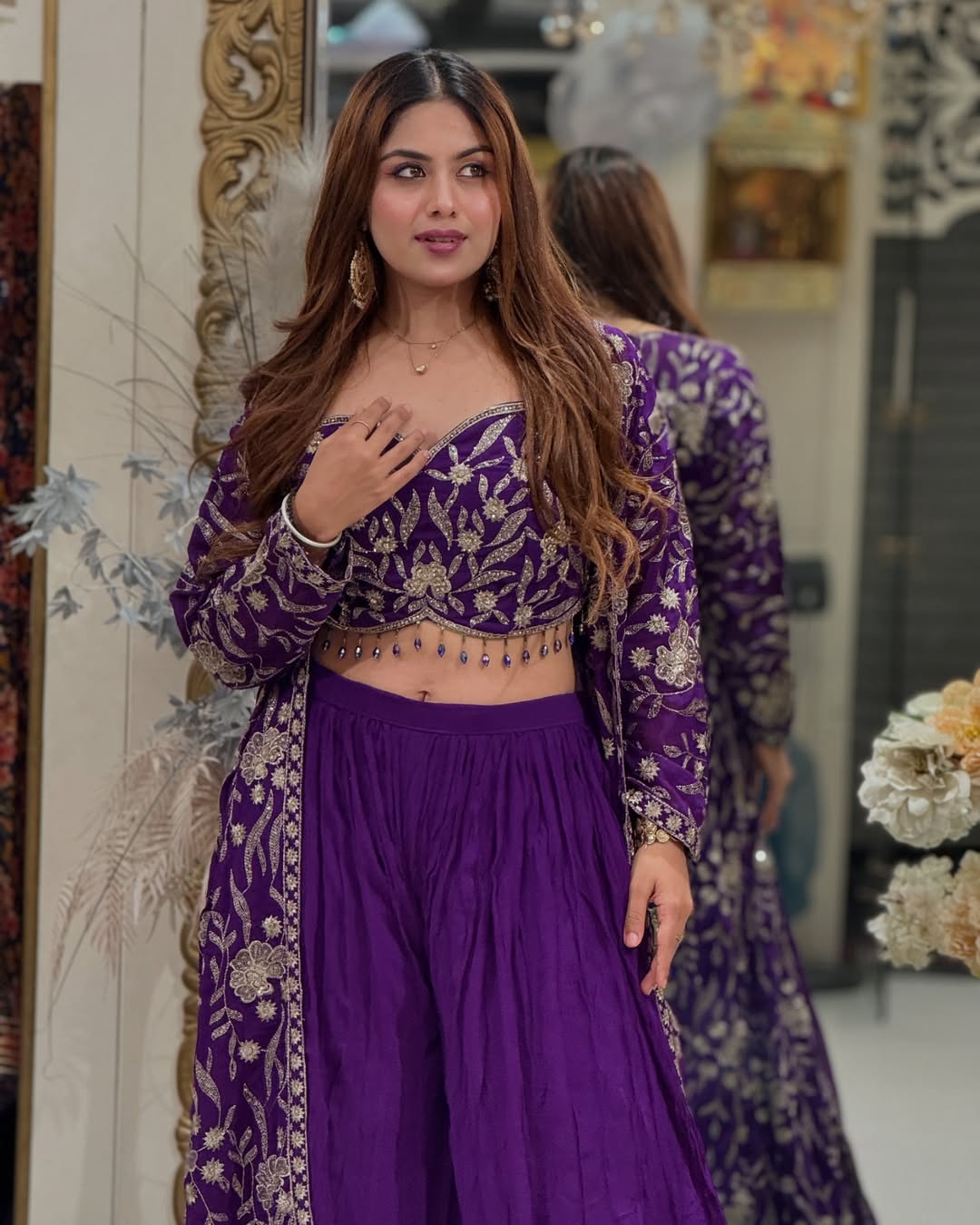 Aishwarya Luxury Royale Violet Bloom Edition Set