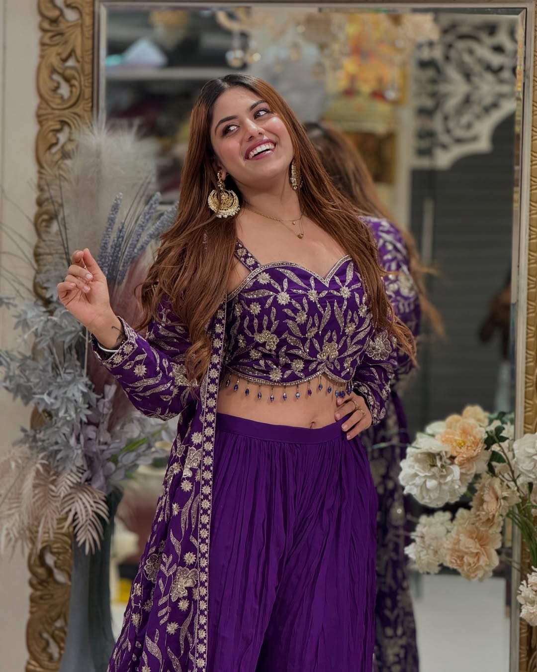 Aishwarya Luxury Royale Violet Bloom Edition Set
