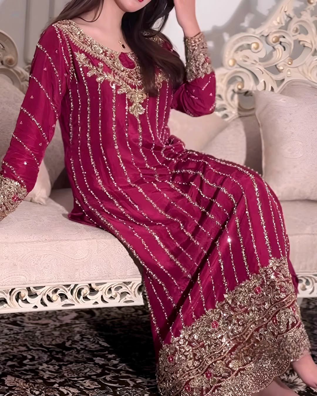 Graceful Drapes and Regal Styles