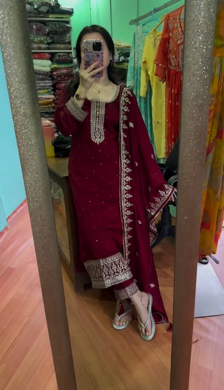 Gulnaar Graceful Suit Set