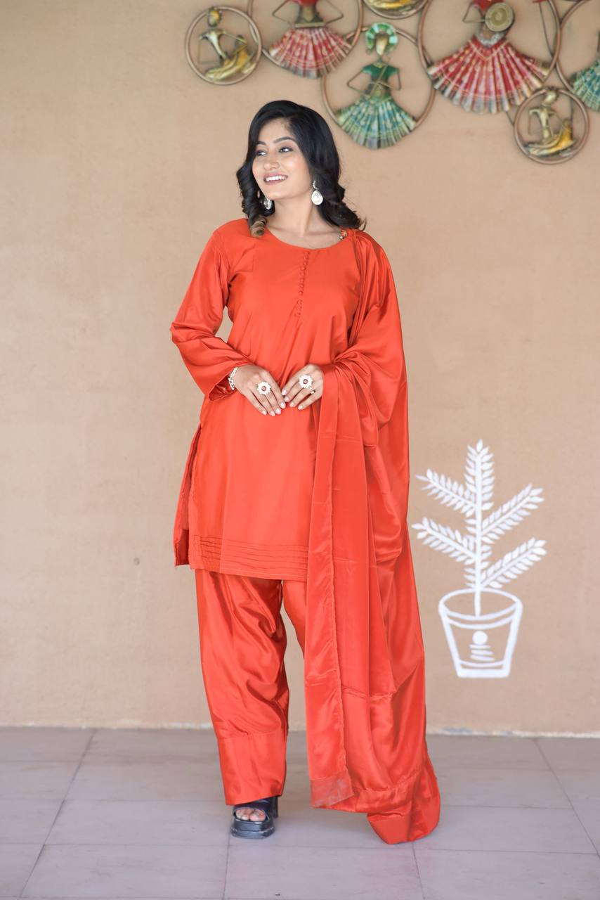 Royal Elegance The Exclusive Kurti & Farsi Salwar Set