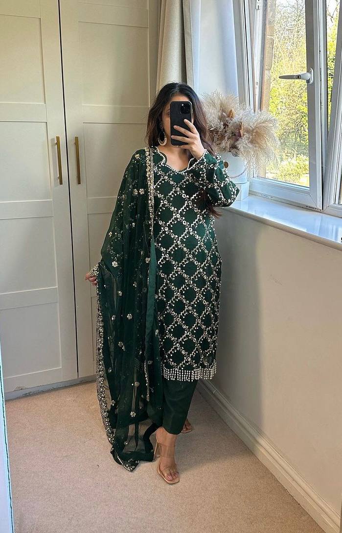 Riwaayat Royale A Heritage Suit Set