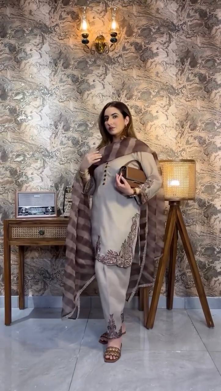 Desert Glow Embroidered Elegance Festive Charm Farshi Set