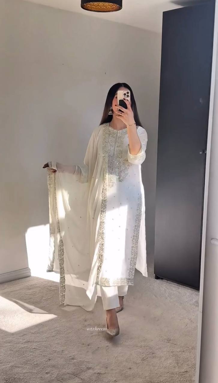 Tara Tilla Touch Pearl Embroidered Suit set