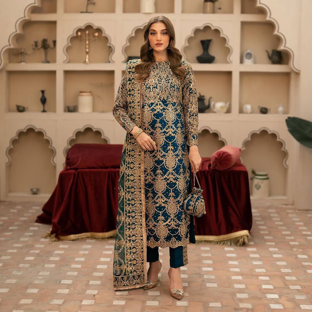 Refined Drapes The Art of Graceful Dressing