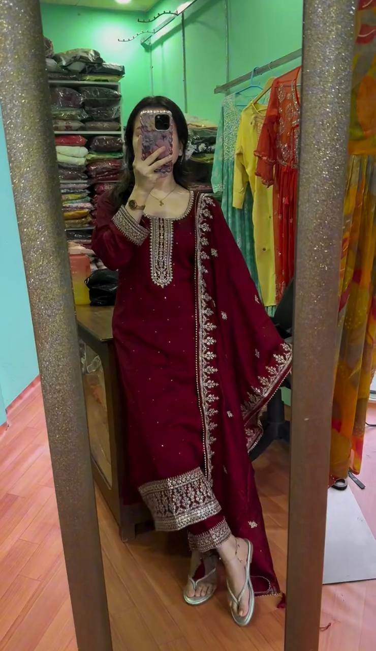 Gulnaar Graceful Suit Set