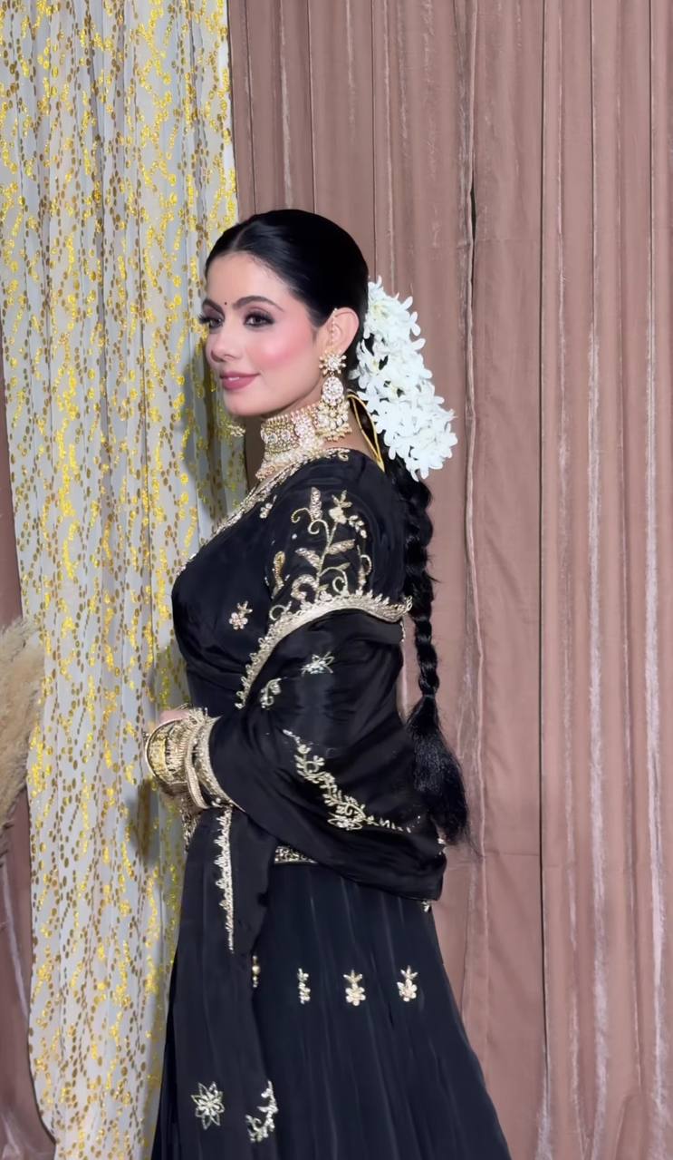 Rangrez Riwayat Woven in Heritage Sharara Set