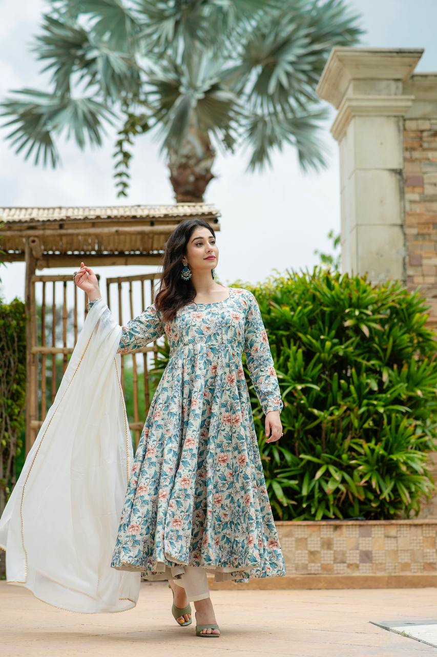 PRATHA PREMIUM SUIT SET