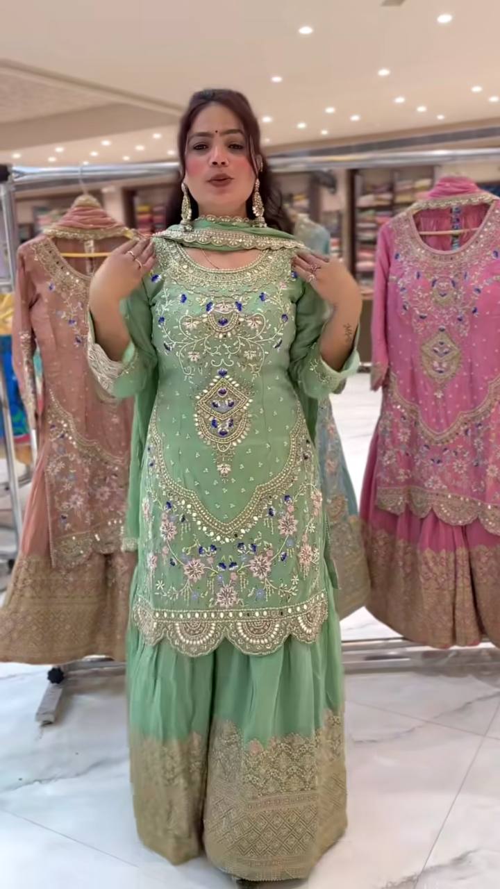 Zarqa-e-Noor Natural Crep Garden of Royal Queen Sharara