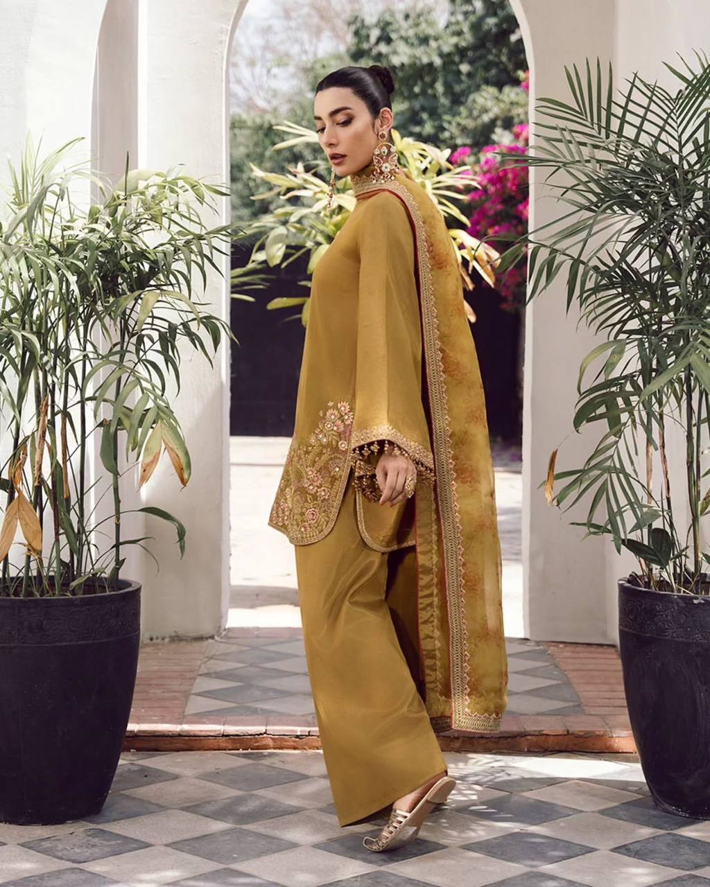 Musturd French Crep Silk Farshi Palazzo