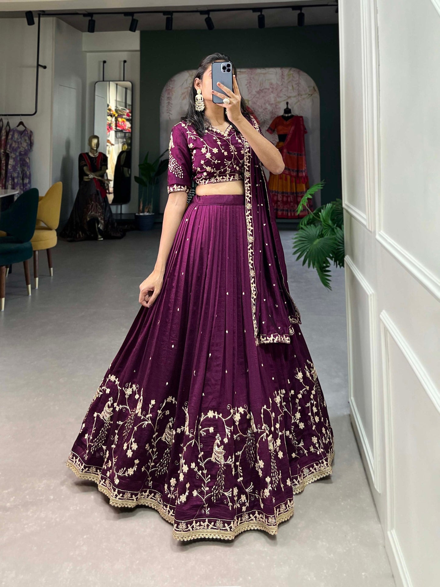 Taarini Traditional Vichitra Silk Lehenga