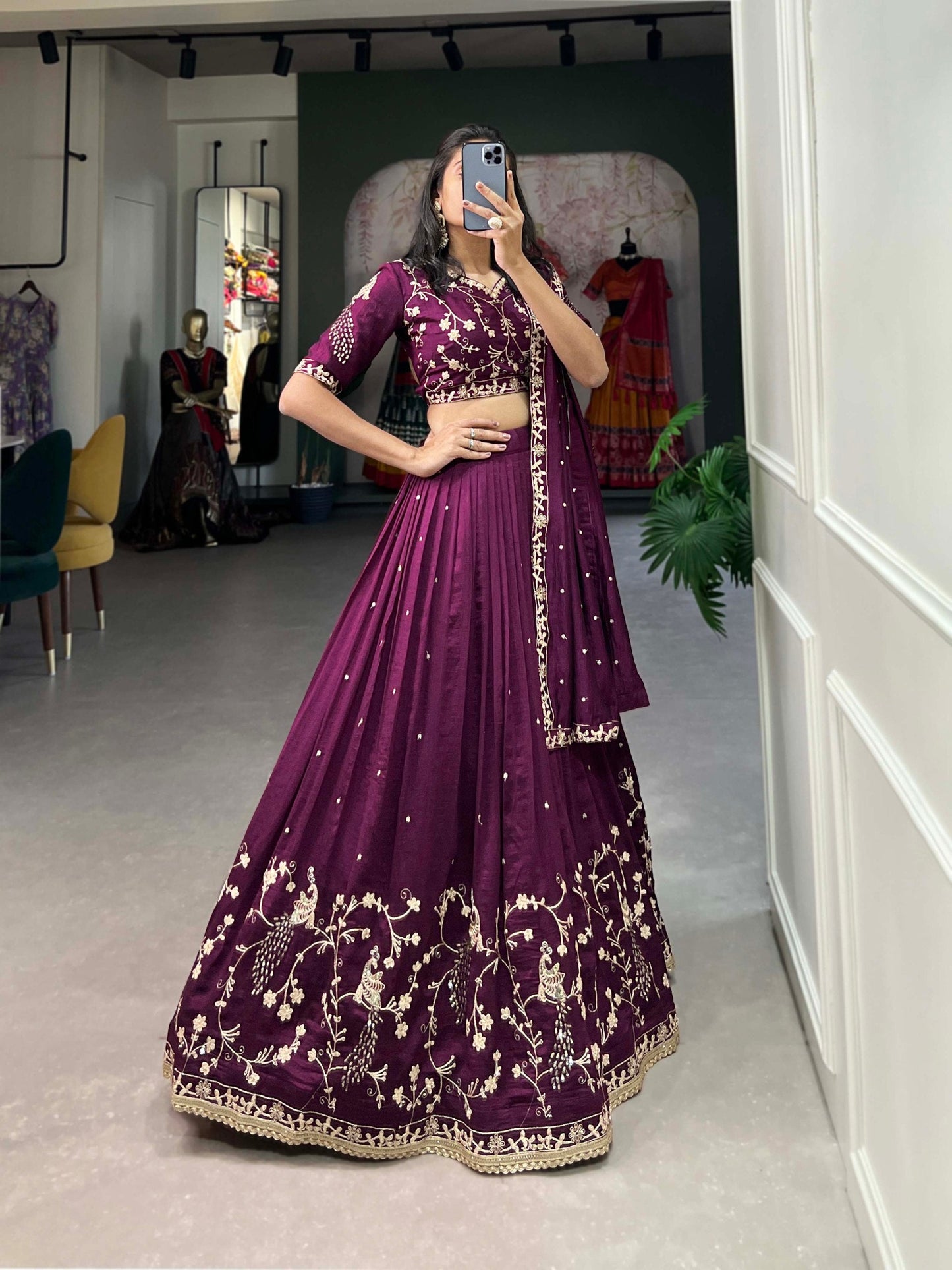 Taarini Traditional Vichitra Silk Lehenga