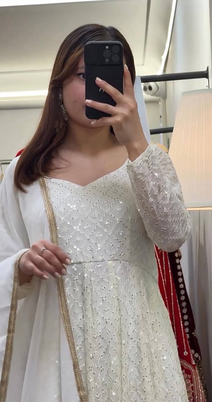 Chaandni Charm: White Anarkali with Golden Border Dupatta