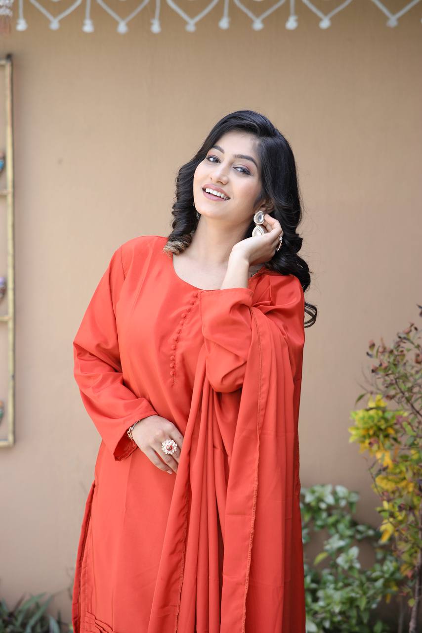 Royal Elegance The Exclusive Kurti & Farsi Salwar Set
