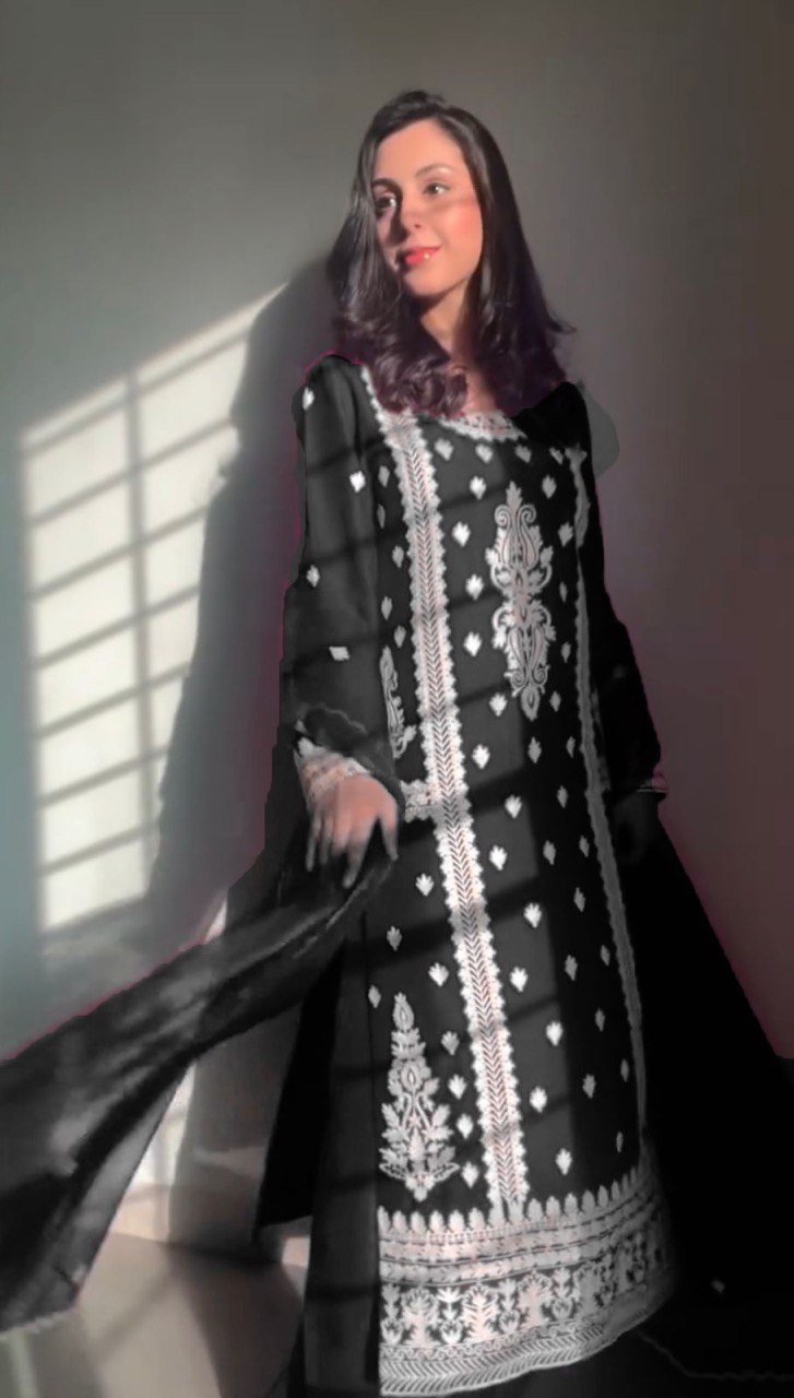 Aarvani Regal Shadow Embroidered Royal Kurta Plazo Set