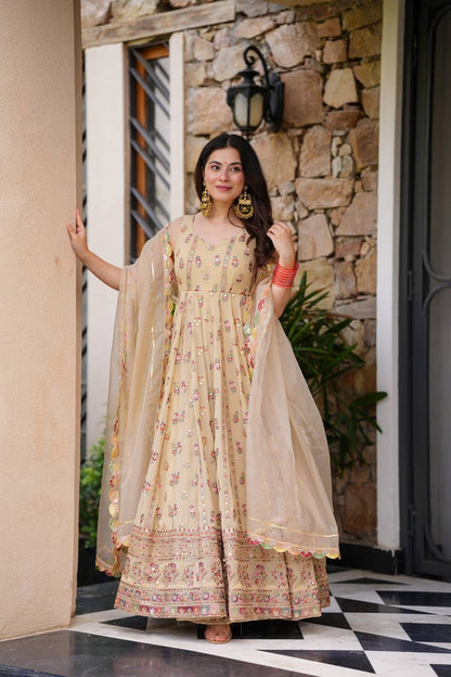 Kahani Heavy Gown Suit