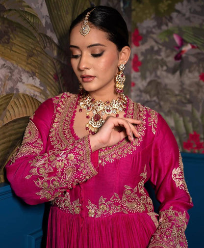Regal Charm Magenta Embellished Long Kurta Set with Front Slit and Luxe Embroidery Set