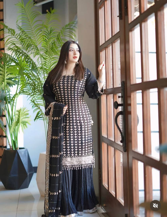 Designer Black Ready To Wear Crystal Mirror & Gota Embroidery Set