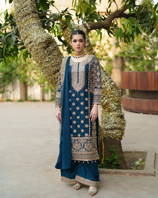 Dastaan e Neelum A Royal Chronicle Woven in Midnight and Gold Suit