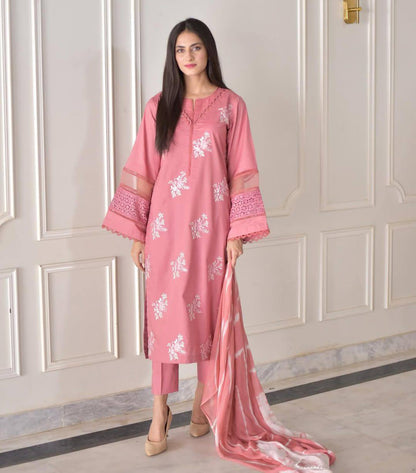 Zarposh Roman Silk Fabric Top And Pant With Silver Chiffon Dupatta
