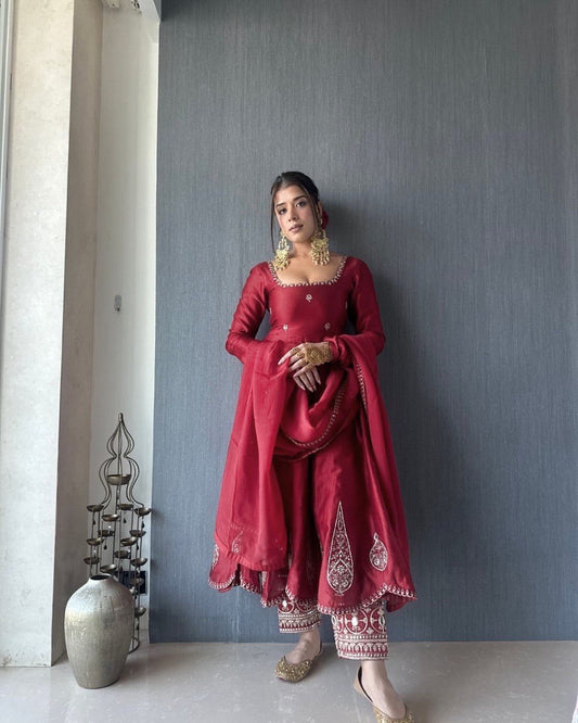 Kisakshi Red Ombre Natural Crep Beautiful Designer Anarkali