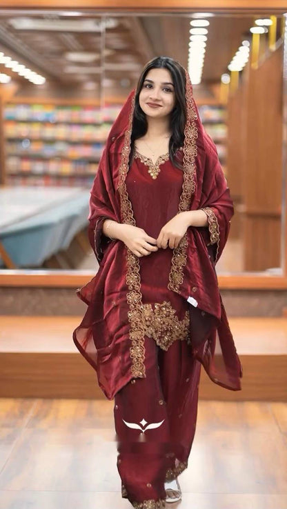 Elina Ready made Royal Radiance Embroidered Elegance Suit Set