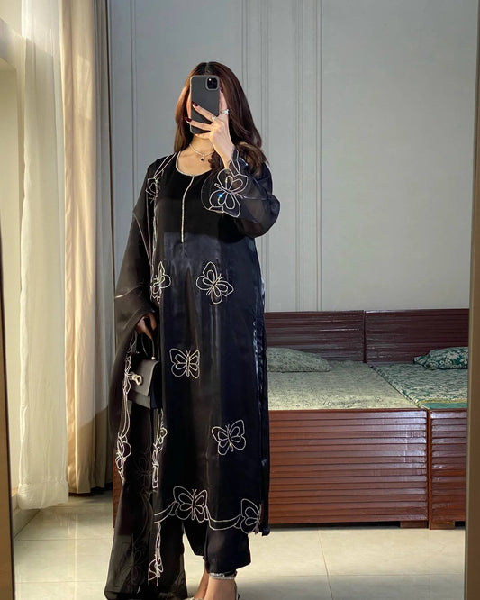 Butterfly Noir Elegant Black Suit Set