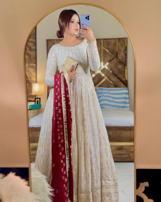 Aira Divine Bloom White Embroidered Anarkali Set