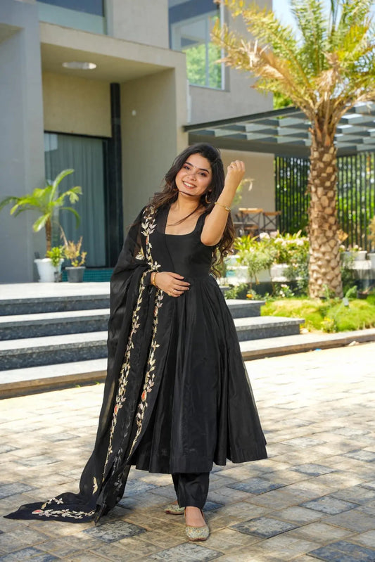 DIXIE PREMIUM BLACK COLOR CHANDERI SUIT SET