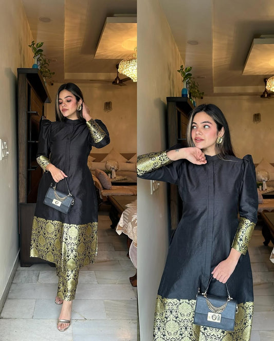 Black & Gold Embellished Set
